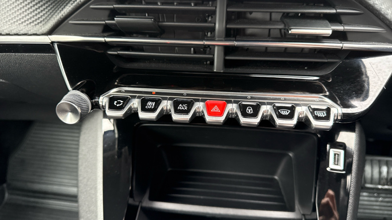 Peugeot 208 1.2 PureTech 100 Active Premium 5dr EAT8 Petrol Hatchback